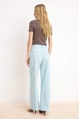 Mavi DOKUMLU Normal Bel %100 Pamuk Uzun Boy Wide Leg Jeans TWOSS26JE00129