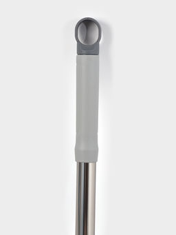 Швабра для мытья пола плоская гибкая Доляна, насадка из микрофибры букли 29×13 см, телескопическая стальная ручка 75(116) см, серая