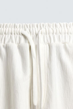 BERMUDA JOGGER ESTRUCTURA / Blanco roto - Zara фото 17