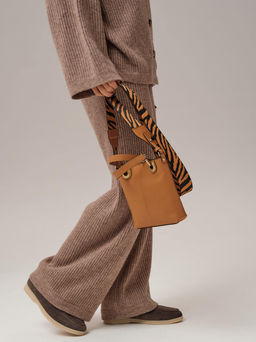 Сумка кожаная кросс-боди Deboro 30347 коричневый лист