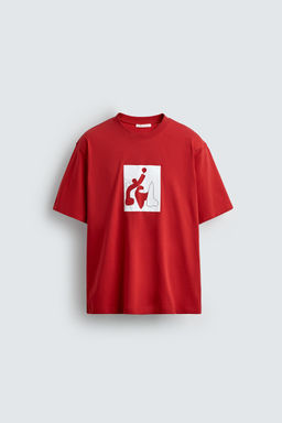 CAMISETA GR?FICO CONTRASTE / Blanco / Rojo