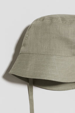 Gorro de lino para el sol