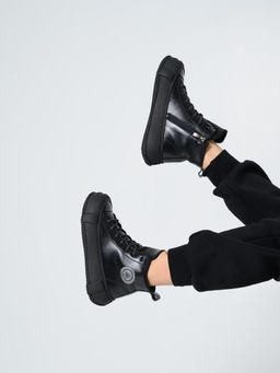 Ботинки 217.PODYUM151bl.Черный/байка