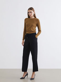 Beli Lastikli Dokulu Kad?n Pantolon