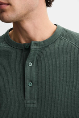 T-SHIRT WITH BUTTONED NECK - Zara фото 6