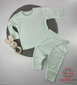 Костюм с рисунком для малышей