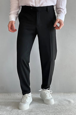 Siyah Erkek Boyfriend Fit Kuma_ Pantolon TMNAW26PL00017