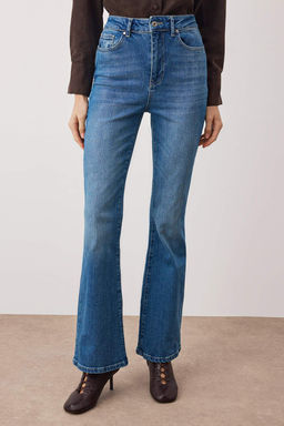 Mavi*002 Super Yuksek Bel Comfort/Esnek Flare Jeans TWOSS23JE00064