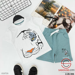 Костюм для мальчика с рисунком