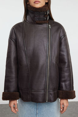 Vizon Regular Kal?p Yakas? Kemer Detayl? Peluslu Suet Biker Ceket Mont TWOAW25MO00011 - Trendyolmilla фото 13