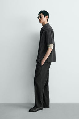 PANTAL?N REGULAR FIT ESTRUCTURA / Negro - Zara фото 4
