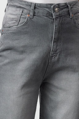 Gri Yuksek Bel Comfort Mom Jeans TWOAW25JE00172 - Trendyolmilla фото 4