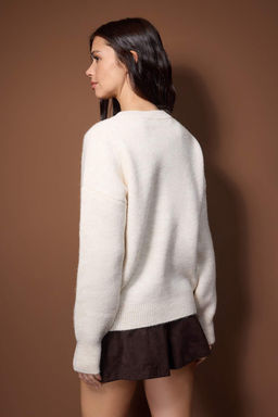 Wardrobe Essentials Kemik Yunlu Premium Iplik Basic Genis Kal?p Triko Kazak | TWOAW26KZ00065