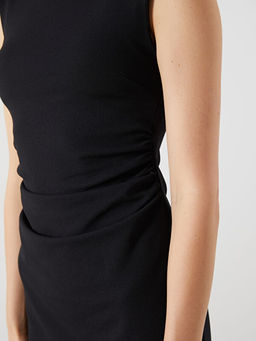 S?rt Dekolteli Y?rtma?l? Midi Elbise