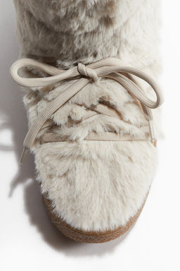 Botas con forro calido efecto pelo - H&m фото 3
