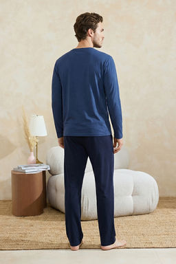Lacivert Regular Fit Bask?l? Orme Pijama Tak?m? TMNAW26PT00081