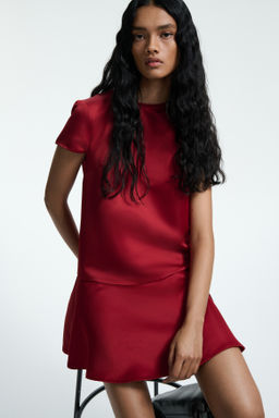 Vestido de sat?n