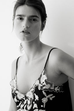 Pijama de algod?n con detalles bordados - H&m фото 4
