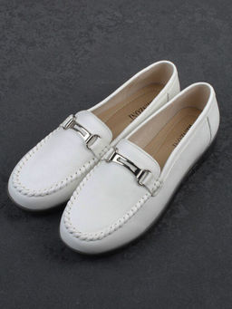 06-DYL121-2 MILK Туфли женские (натуральная кожа)