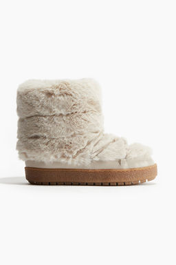 Botas con forro calido efecto pelo