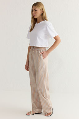 TRENDYOLMILLA Mavi Beli Lastikli Cizgili Wide Leg/Genis Paca Dokuma Pantolon TWOSS25PL00009  фото 3