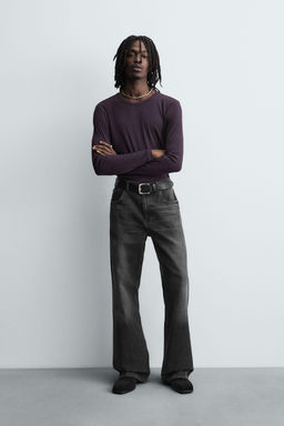FLARE FIT JEANS