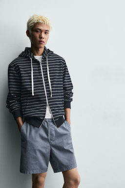 BERMUDA TWILL RELAXED FIT / Azul claro