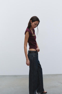 KNIT TOP WITH GOLDEN APPLIQUE - Zara фото 3