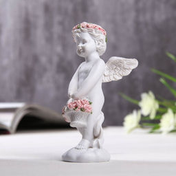 Фигурка полистоун Ангел с корзинкой розовых роз, 10?3.5?5 см