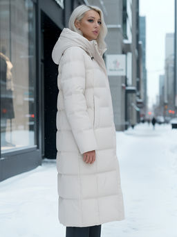 Пальто утепленное стеганное зимнее с капюшоном женское бежевого цвета 9627B - Mtforce фото 20