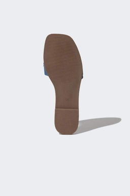 Женские тапочки из искусственной кожи на плоской подошве с одним ремешком - Defacto фото 5