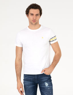 Beyaz Bisiklet Yaka Slim Fit T-Shirt