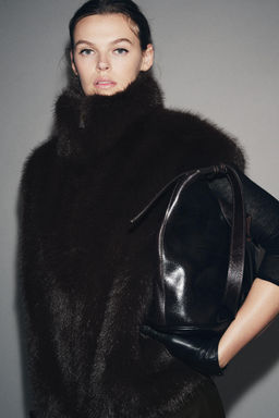 ZW COLLECTION FAUX FUR WAISTCOAT - Zara фото 2