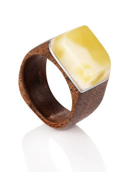 Этническое кольцо из дерева с натуральным янтарём Индонезия