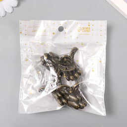 Уголок (ножка) для шкатулки "Лапа" набор 4 шт 4,3х3,4 см