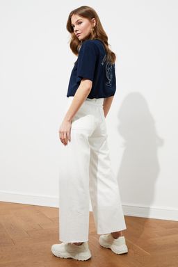 Lacivert %100 Pamuk S?rt Nak?sl? Relaxed/Genis Rahat Kesim Bisiklet Yaka Orme T-Shirt TWOSS20TS0121