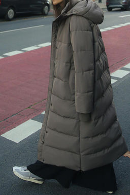 LONG HOODED WATER AND WIND RESISTANT PUFFER JACKET - Zara фото 8