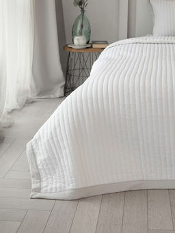 Покрывало 150x205 белый полиэстер - Denastia фото 4