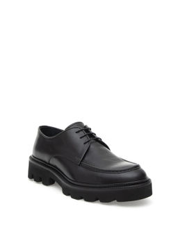 Черные классические туфли