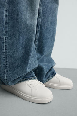 ZAPATILLA VOLUMEN MONOCOLOR / Blanco