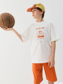 Футболка оверсайз "Тофу" с принтом 7+