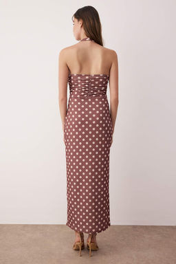 TRENDYOLMILLA Bordo V Yaka Buzgu/Drape Detayl? Bodycone/Vucuda Oturan Esnek Maxi Orme Elbise TWOSS25EL00096  фото 9