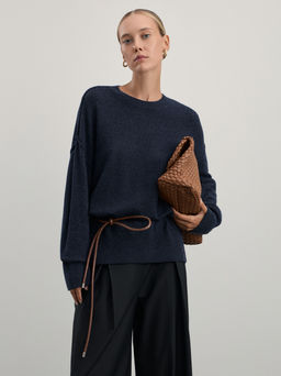 Джемпер из вискозы со швами / Zarina