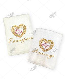 Набор полотенец белых именных с вышивкой "Сердца"
