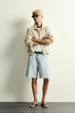 BERMUDA DENIM STRAIGHT FIT / Azul claro