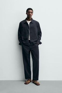 PANTAL?N RELAXED FIT RELIEVE / Negro
