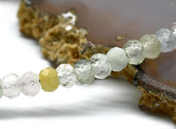 Браслет из граната зеленого рондель гр.3*2мм, 18см - Радуга камня фото 4