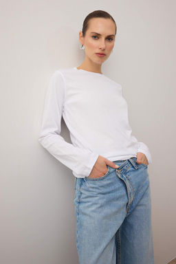 TRENDYOLMILLA Beyaz %100 Pamuk Uzun Kollu Bisiklet Yaka Regular/Normal Kal?p Basic Orme T-Shirt TWOAW21TS0098  фото 22