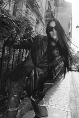 FITTED LEATHER BLAZER