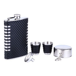 Подарочный набор 5 в 1 «Ромбы»: фляжка 270 мл + воронка, 2 рюмки, стакан складной d=5 см